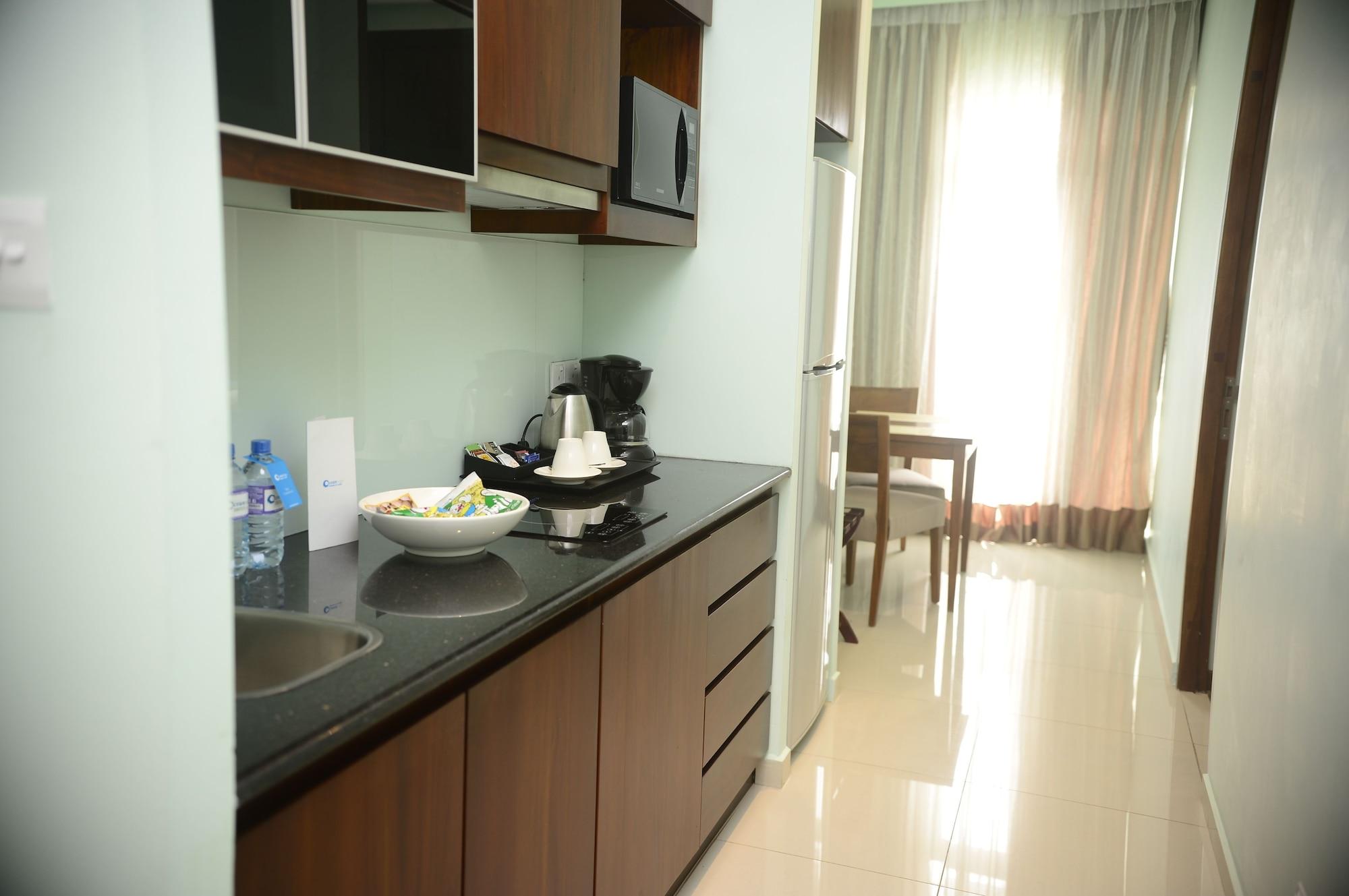 Ocean Edge Suites & Hotel Colombo Eksteriør billede