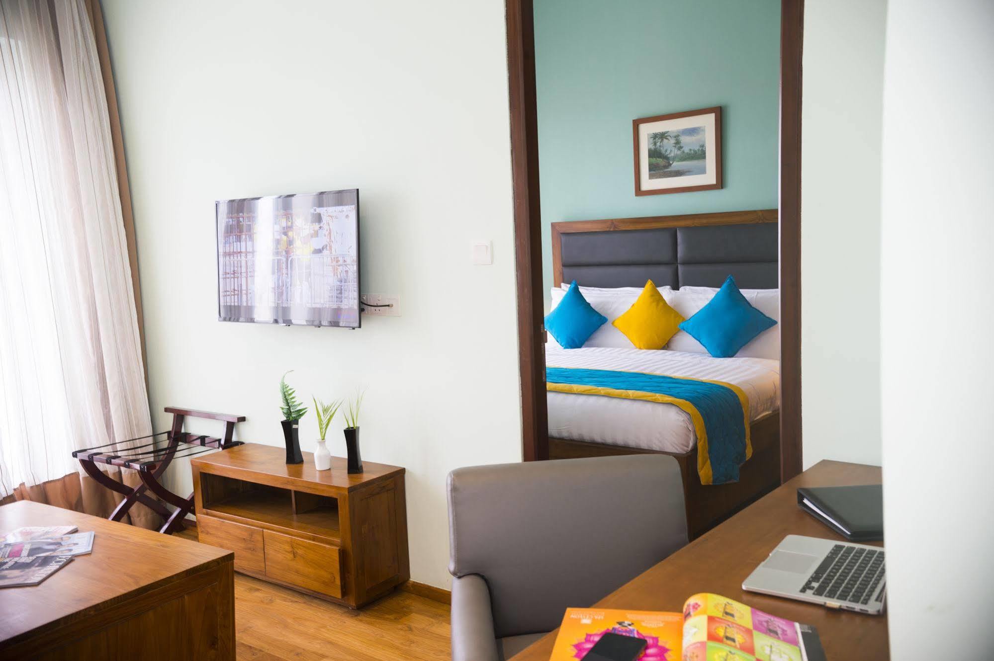 Ocean Edge Suites & Hotel Colombo Eksteriør billede