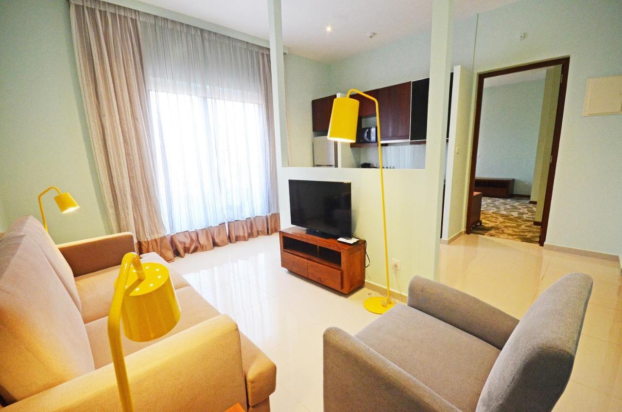 Ocean Edge Suites & Hotel Colombo Eksteriør billede